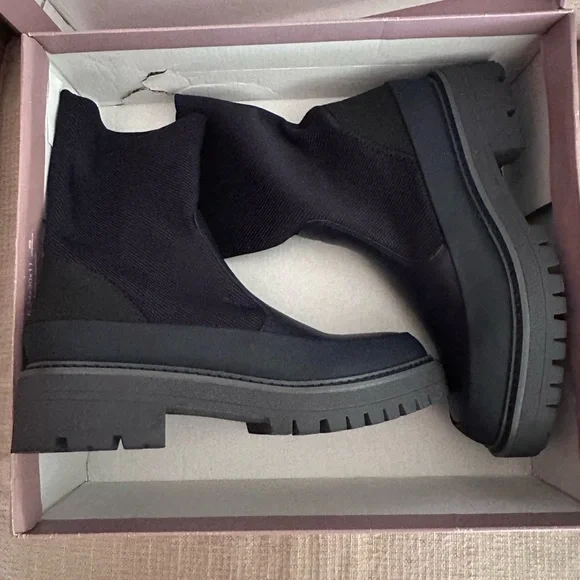 Franco Sarto Fassina boots - Picture 2 of 3